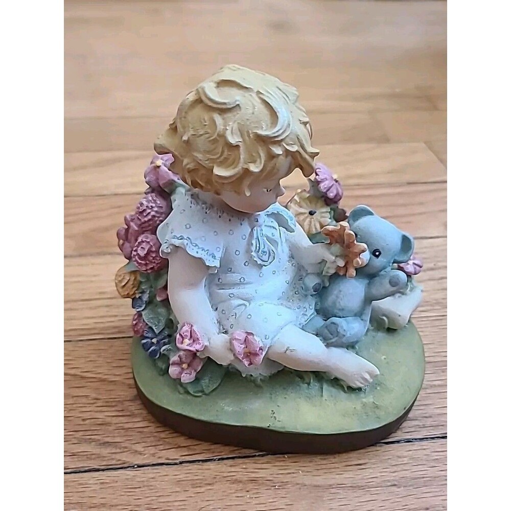 Dolfi Original Lisi Martin Figurine "Girl Plays In Garden" Hand Painted, Italy